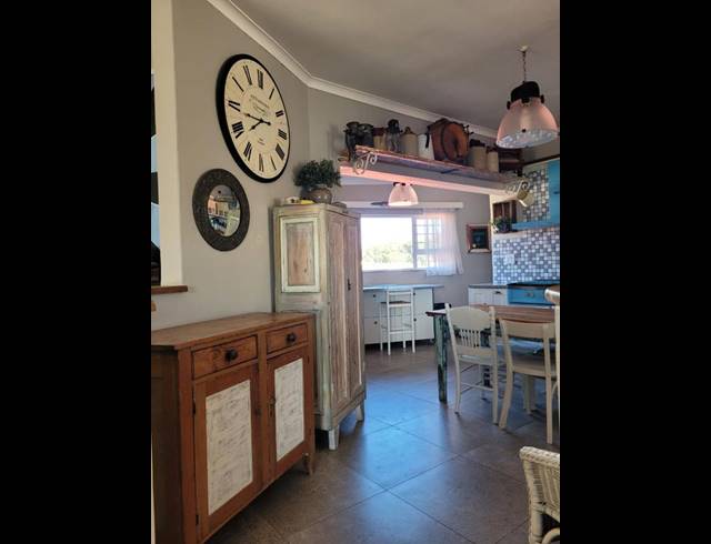 4 BEDROOM HOUSE FOR SALE IN STRAND SOUTH